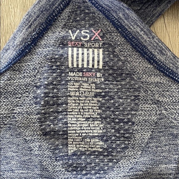 Victoria Secret Sport tank top - Small - Picture 5 of 5